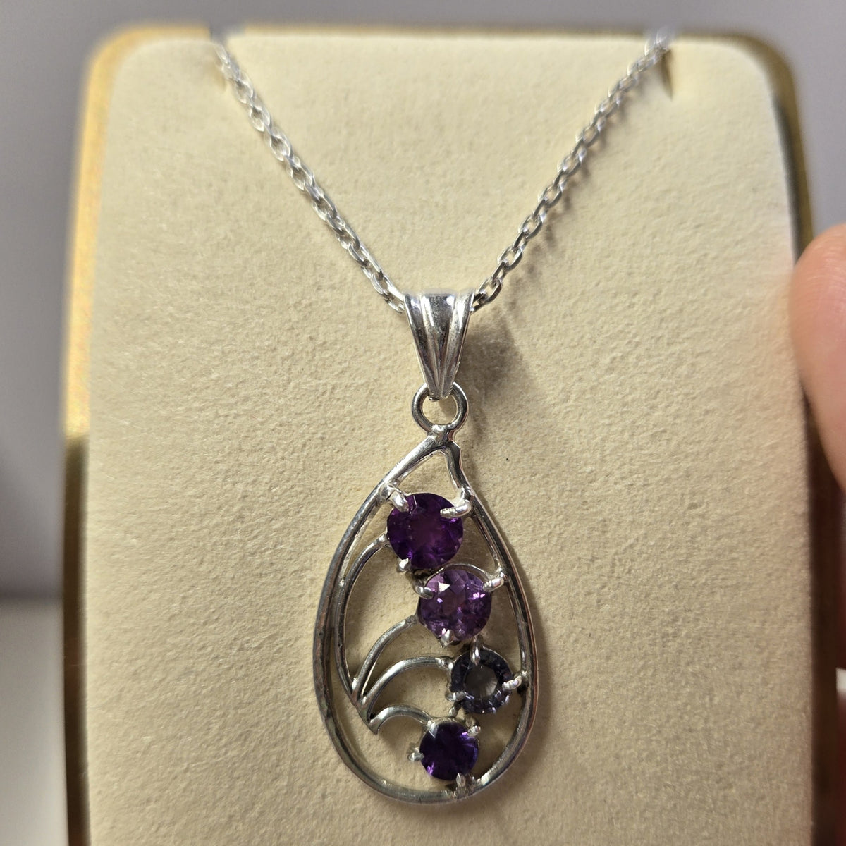 HP0006 Amethyst Teardrop Pendant 925 Silver Sri Lanka Gem