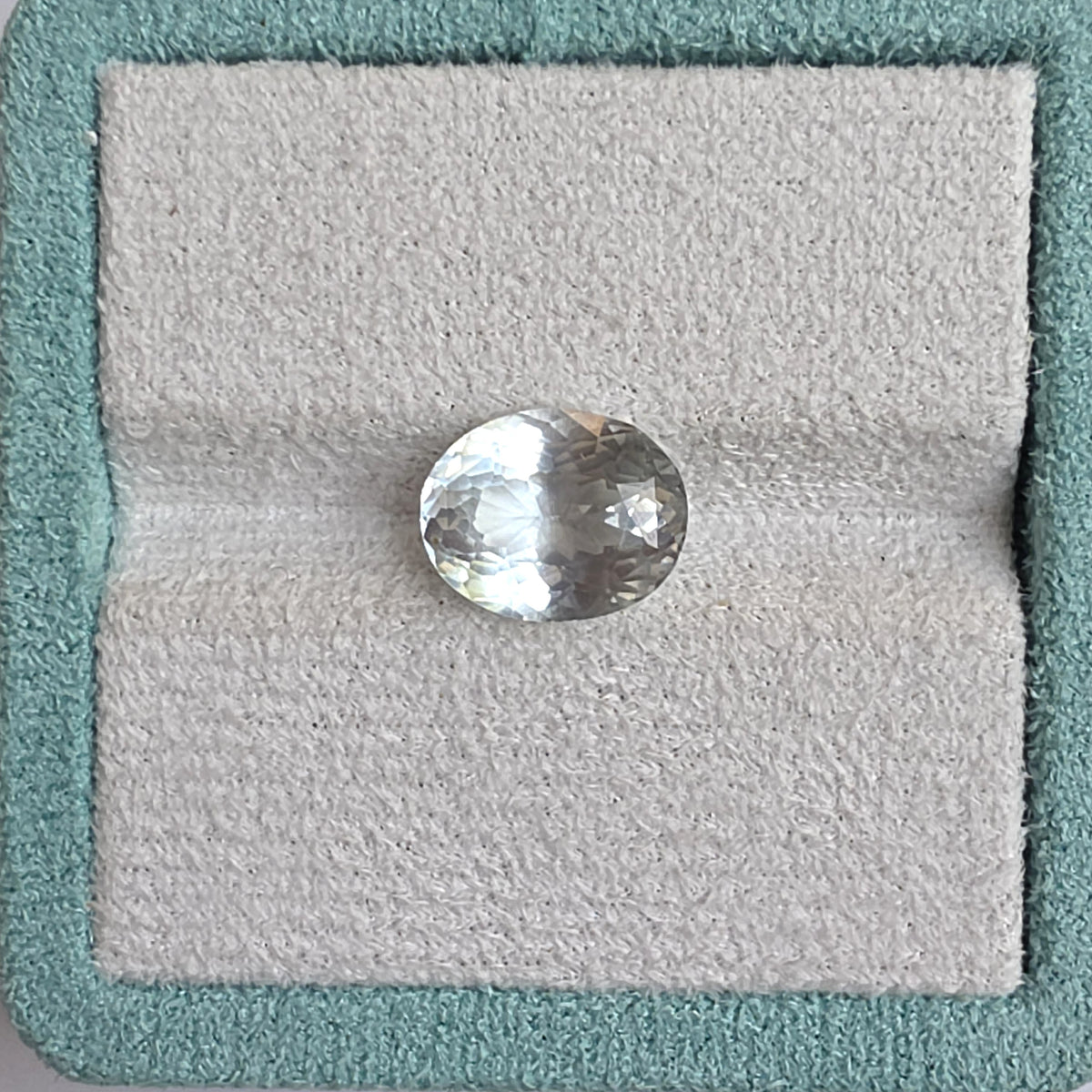 ZI0003 Natural White Zircon Oval Cut 9.85ct - 14.3x11.4x8.4mm