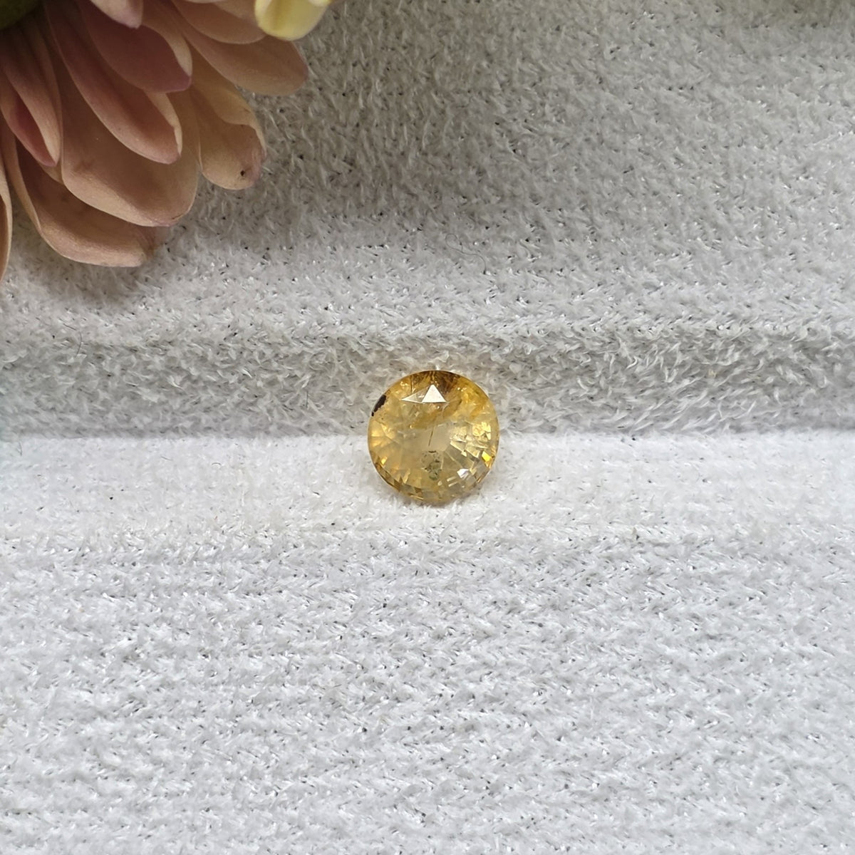 FS2601 2.25 Ct Natural Yellow Sapphire, Round, Sri Lanka
