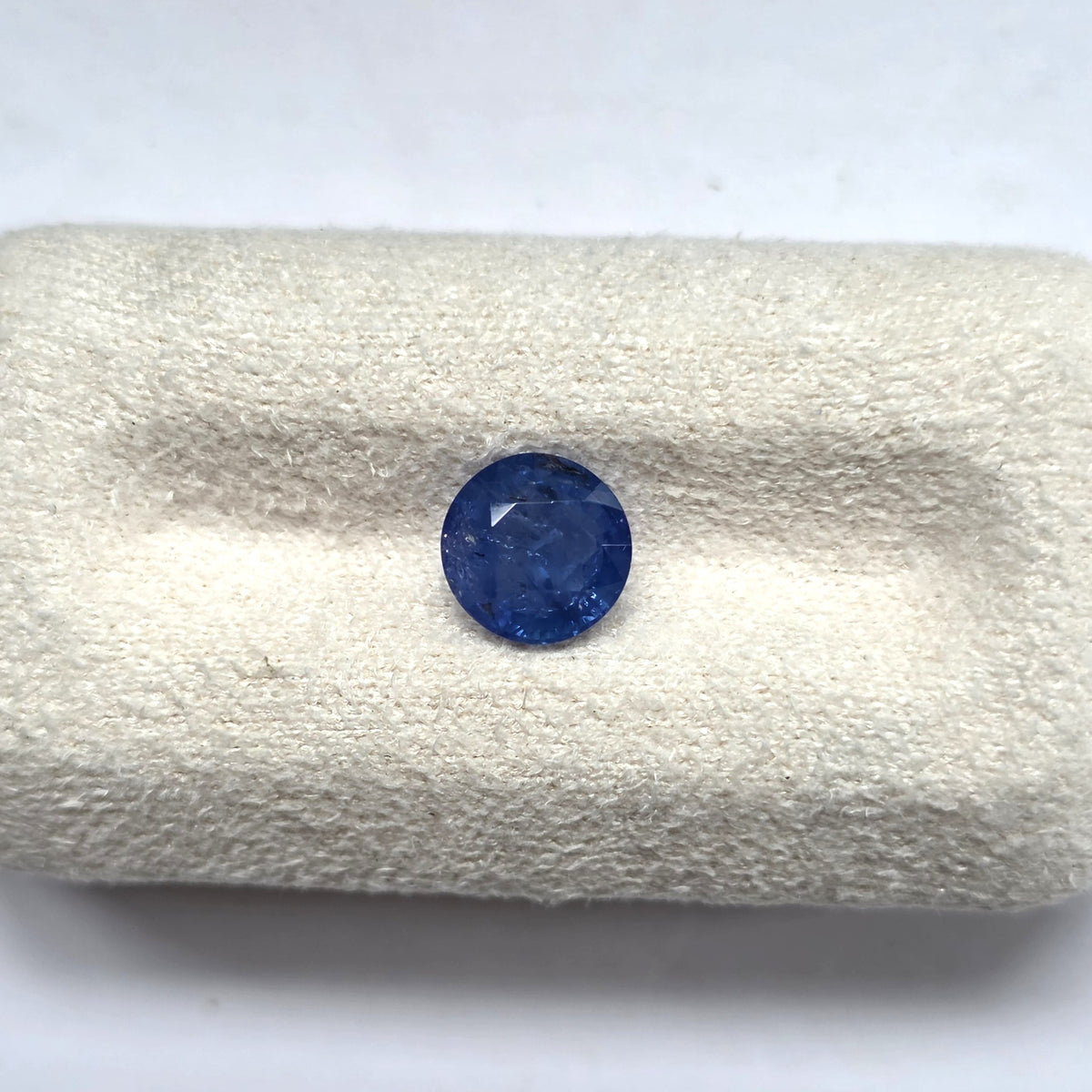 BS2605 1.05 Ct Natural Blue Sapphire, Round, Sri Lanka