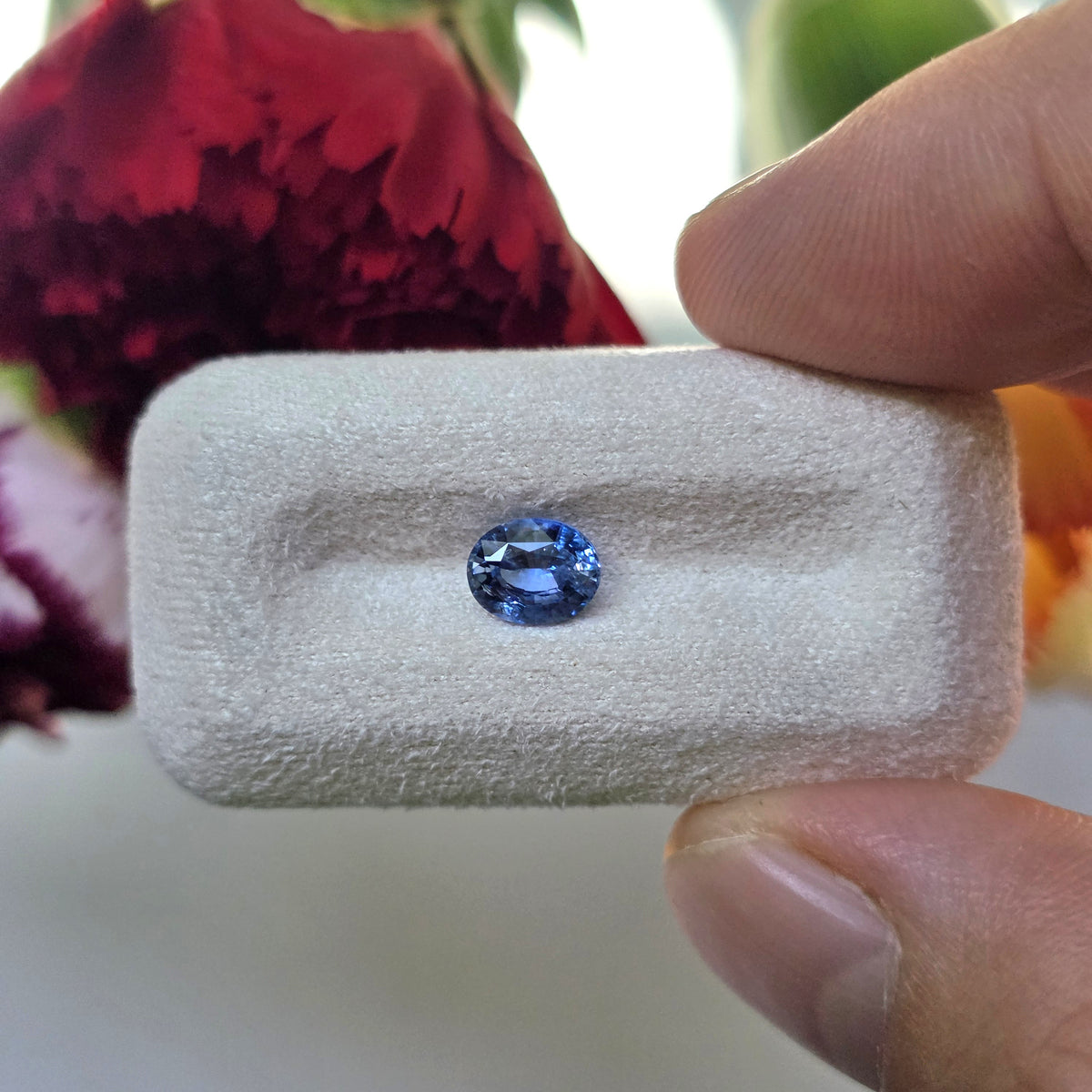BS2606 0.81 Ct Natural Blue Sapphire, Oval, Sri Lanka