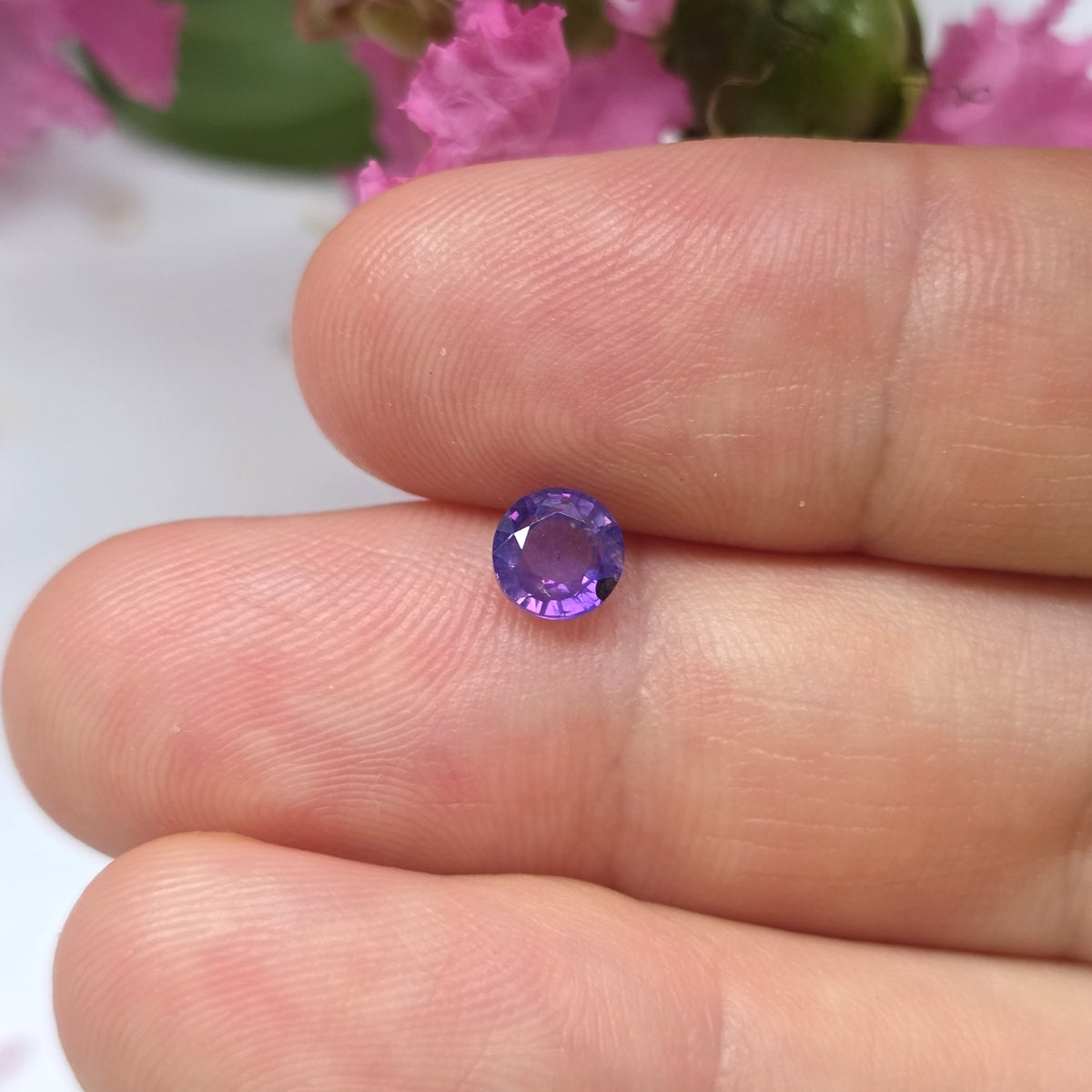 FS2616 0.75 Ct Natural Purple Sapphire, Round, Sri Lanka