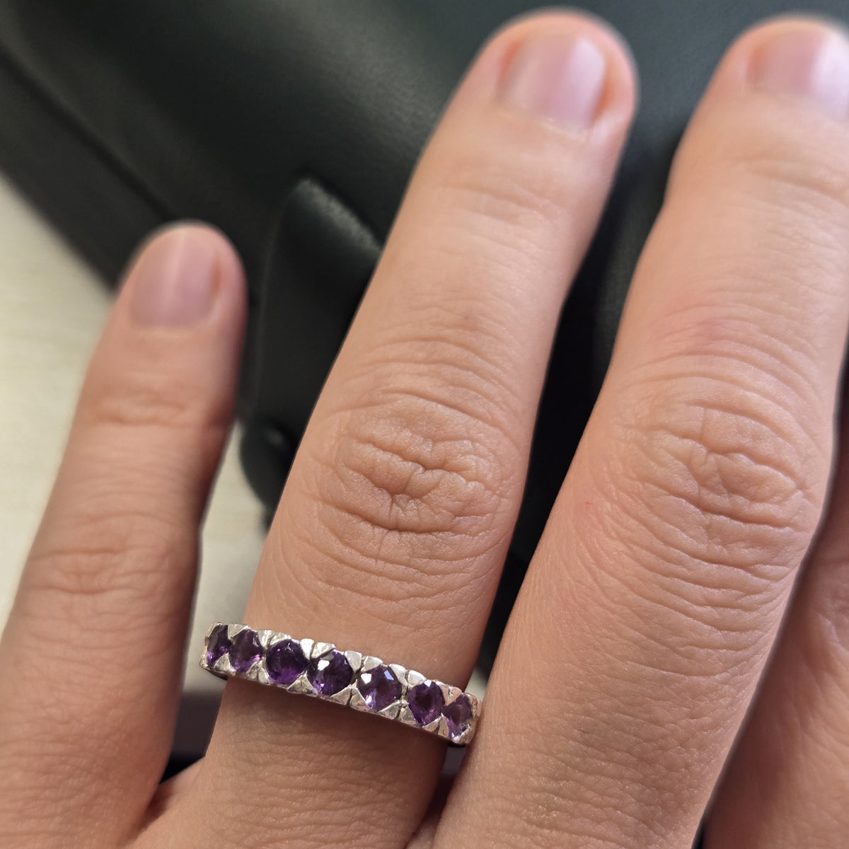 HR0009 7-Piece Amethyst Eternity Ring 925 Silver Sri Lanka Gemstone