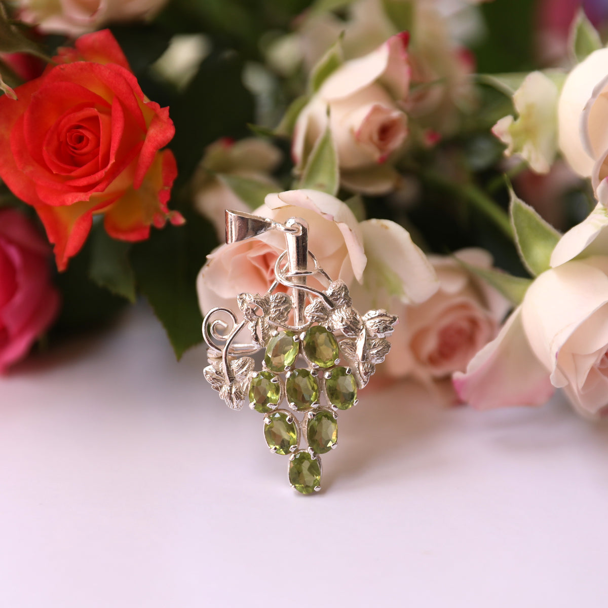 HP0005 Peridot Cluster Pendant 925 Silver Sri Lanka Gem