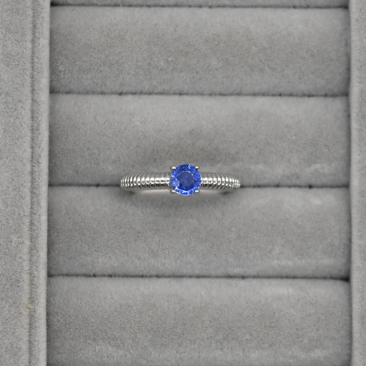 RIS008-14 Solitaire Sapphire 11# Adjustable Sterling Silver Ring