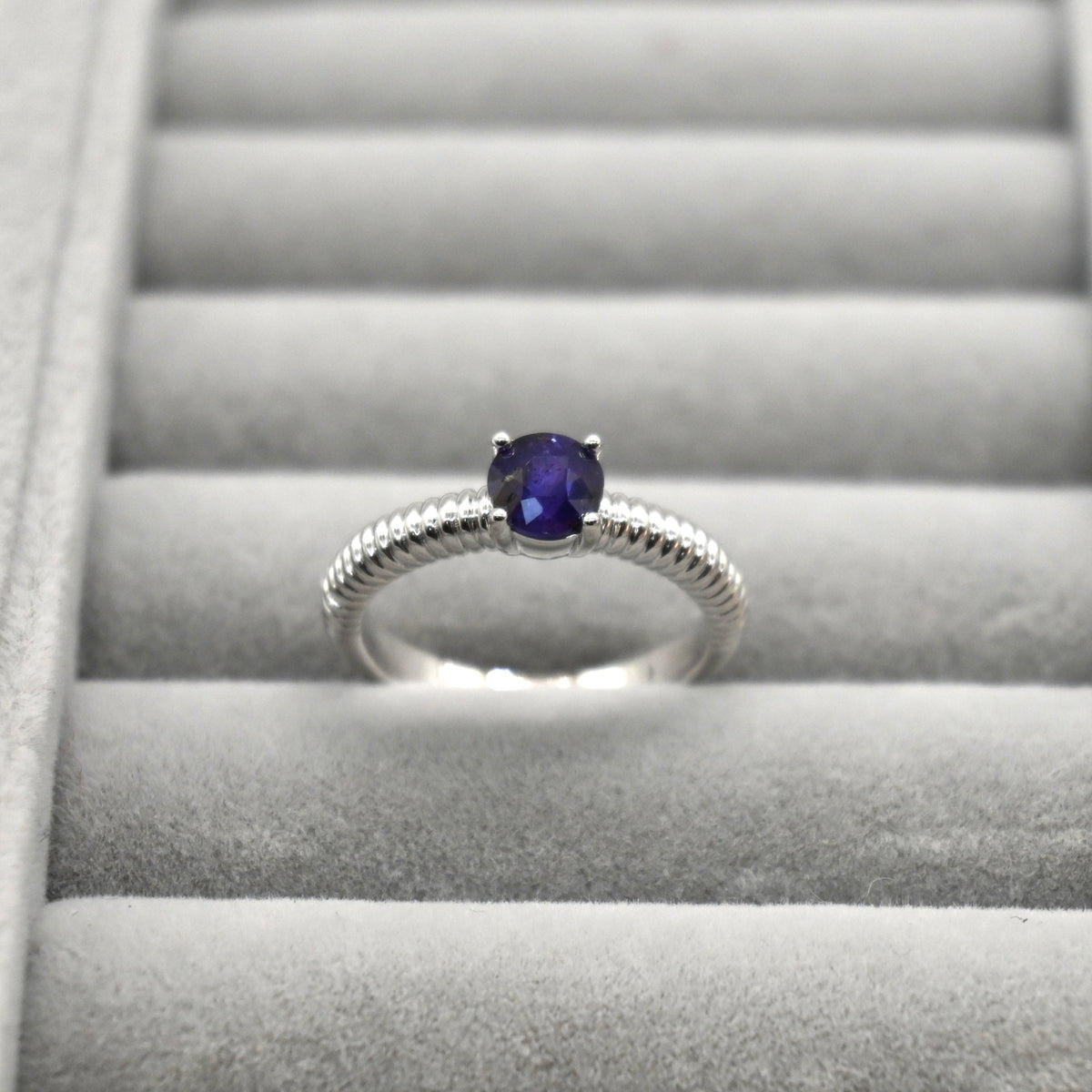 RIS008-14 Solitaire Sapphire 11# Adjustable Sterling Silver Ring