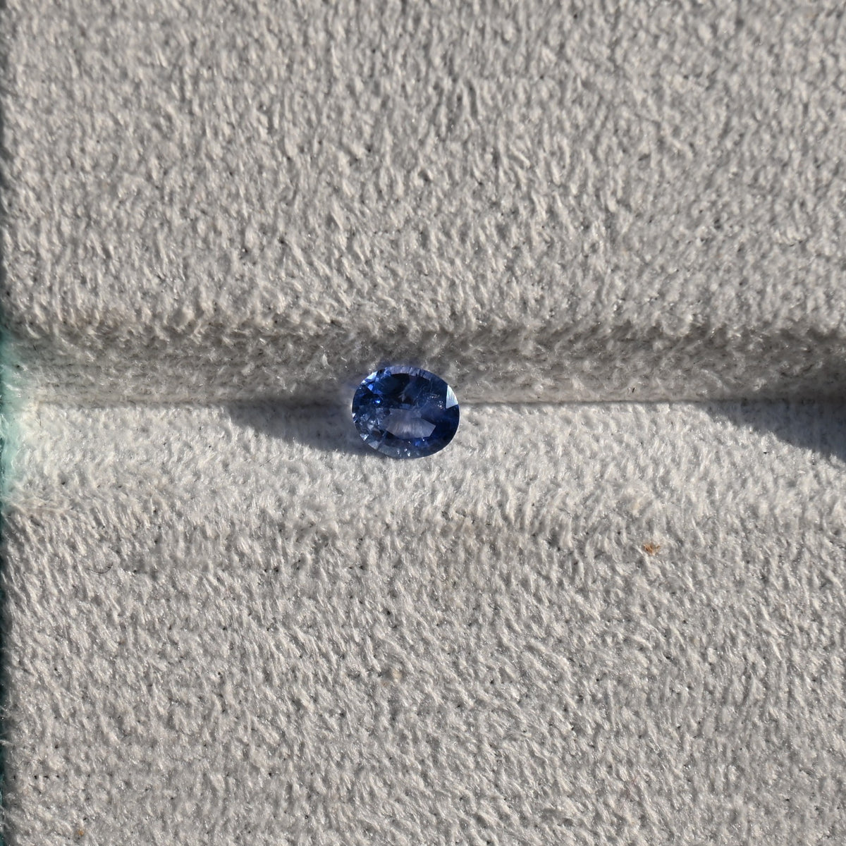 SA0011 0.76ct Natural Blue Sapphire - High Clarity Oval