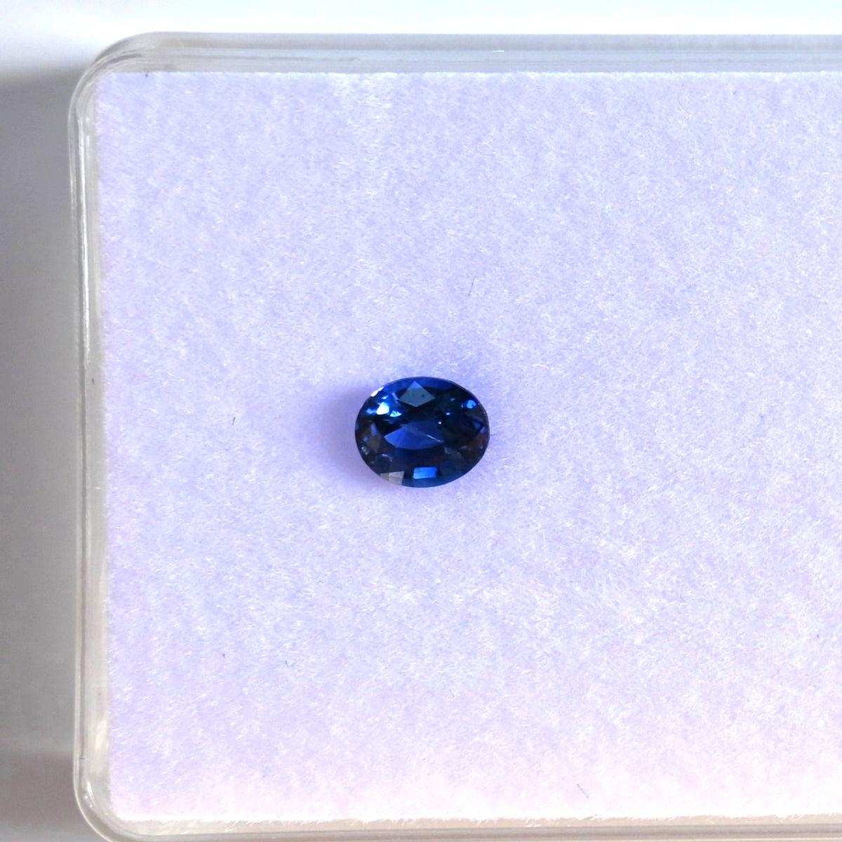 SA0005 0.98ct Deep Blue Ceylon Sapphire - Perfect Oval Faceting