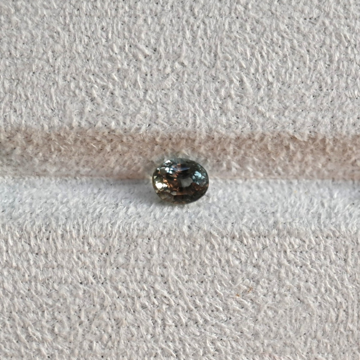 SAG001 1.24ct Natural Green Sapphire - Exotic Forest Oval