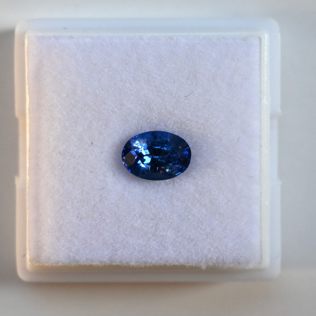 SA0004 1.15ct Natural Ceylon Sapphire - Brilliant Oval Silhouette