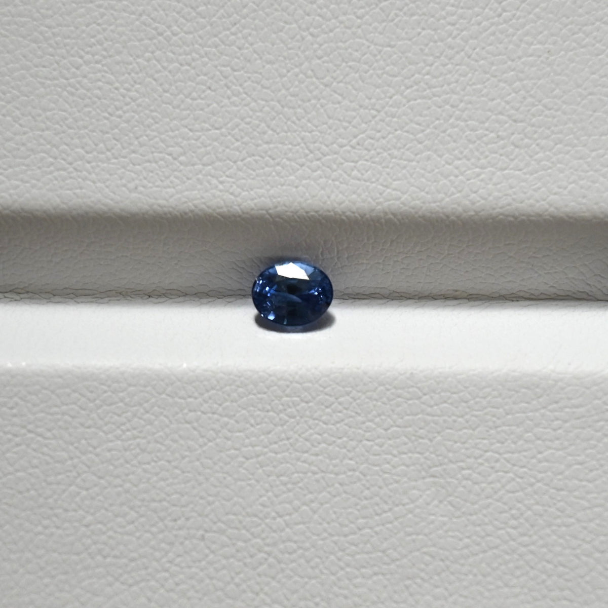 SA0010 0.76ct Brilliant Blue Sapphire Oval - Ceylon Origin