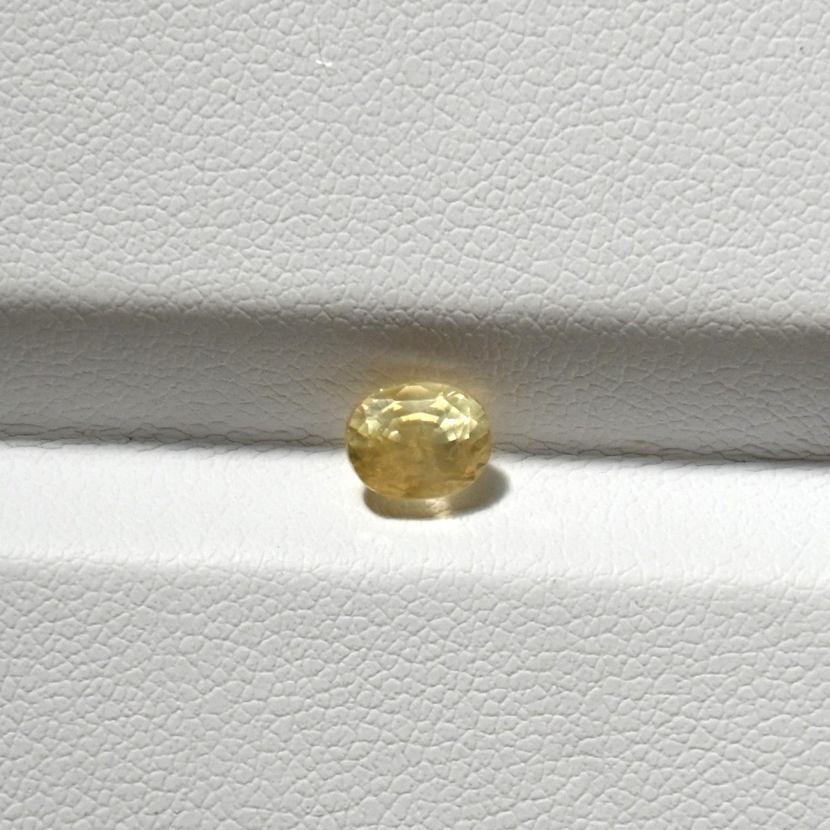 SAY003 1.2ct Lemon Yellow Sapphire Oval - Crystalline Clarity