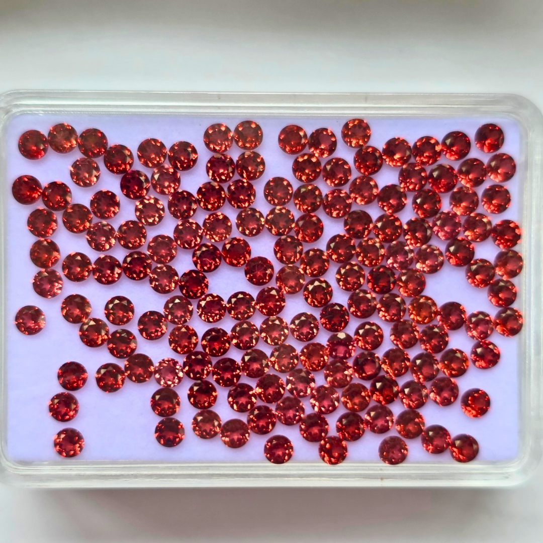 22.15 Ct Natural Garnet Round Lot, 3mm, 150 Pcs, Sri Lanka