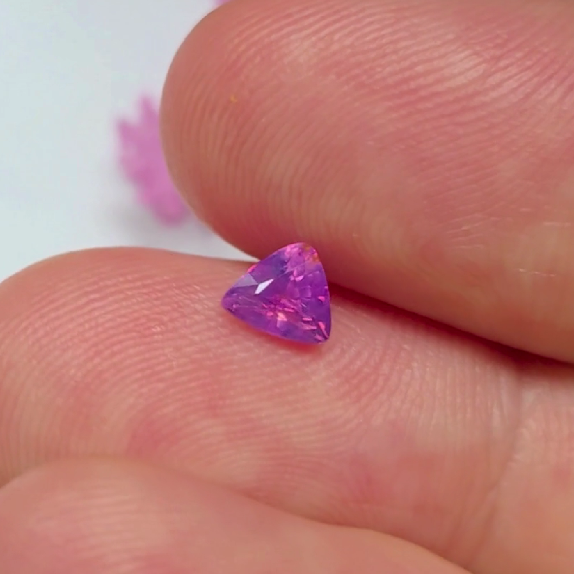 FS2620 0.47 Ct Natural Pink Sapphire, Sri Lanka