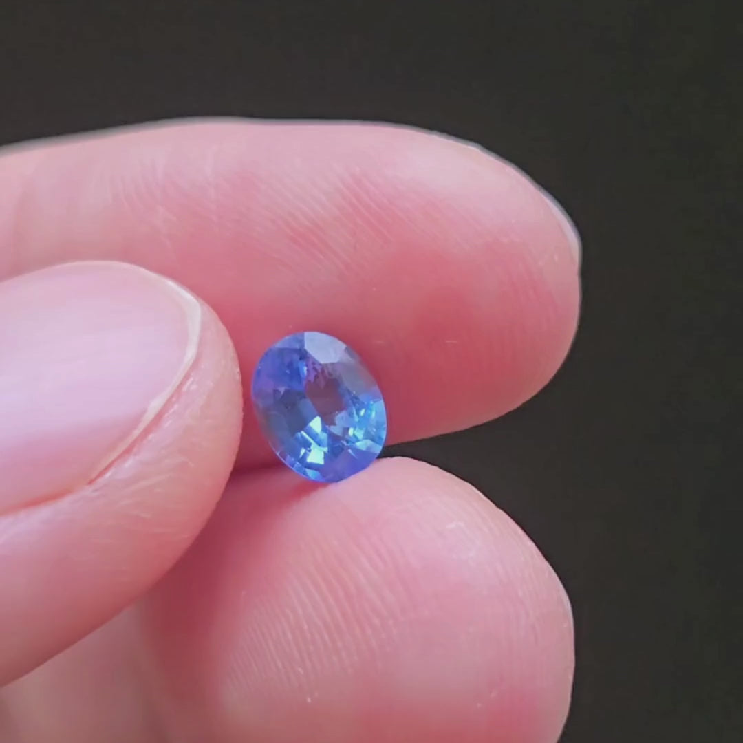 SA0009 0.84ct Vivid Blue Ceylon Sapphire - Oval Cut