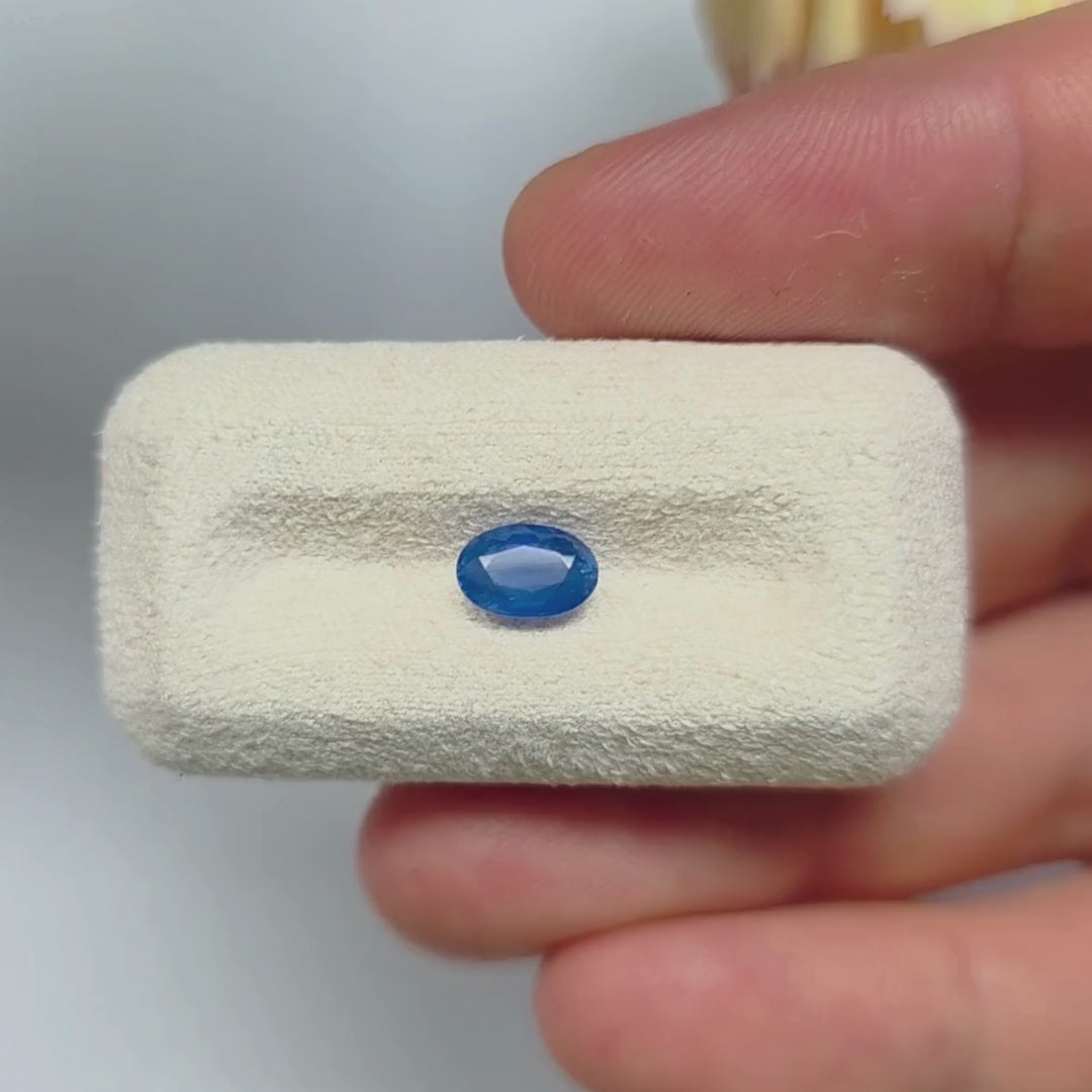 BS2607 0.81 Ct Natural Blue Sapphire, Oval, Sri Lanka