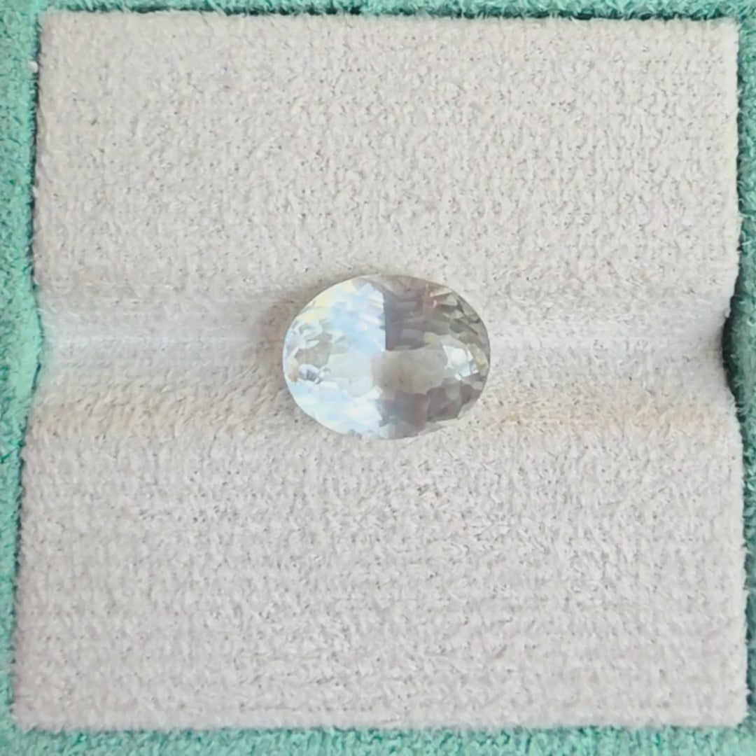 ZI0003 Natural White Zircon Oval Cut 9.85ct - 14.3x11.4x8.4mm