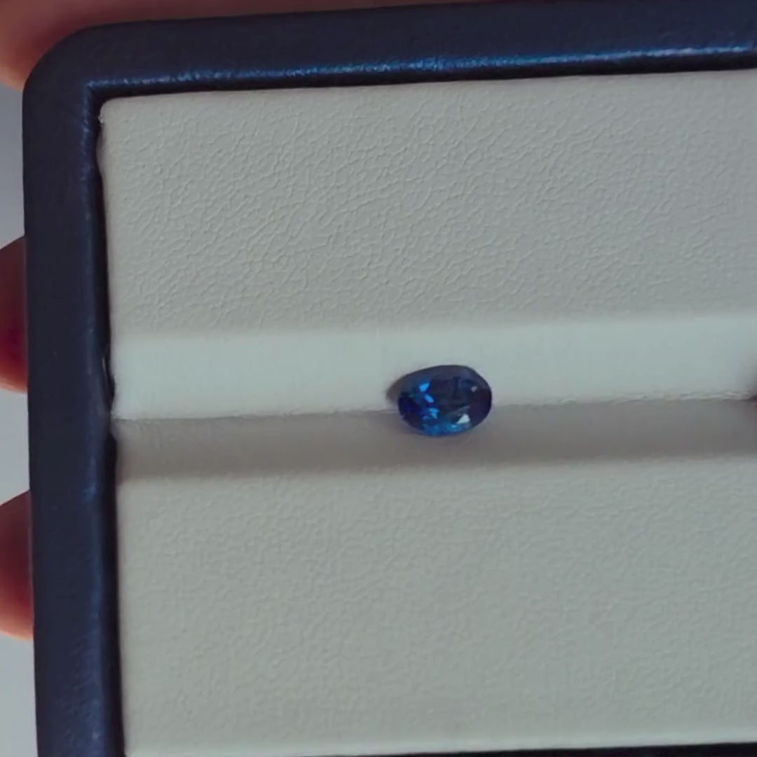 SA0004 1.15ct Natural Ceylon Sapphire - Brilliant Oval Silhouette